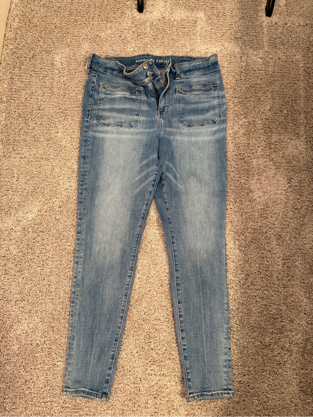 American Eagle Outfitters Light Wash Women's Skinny Jeans